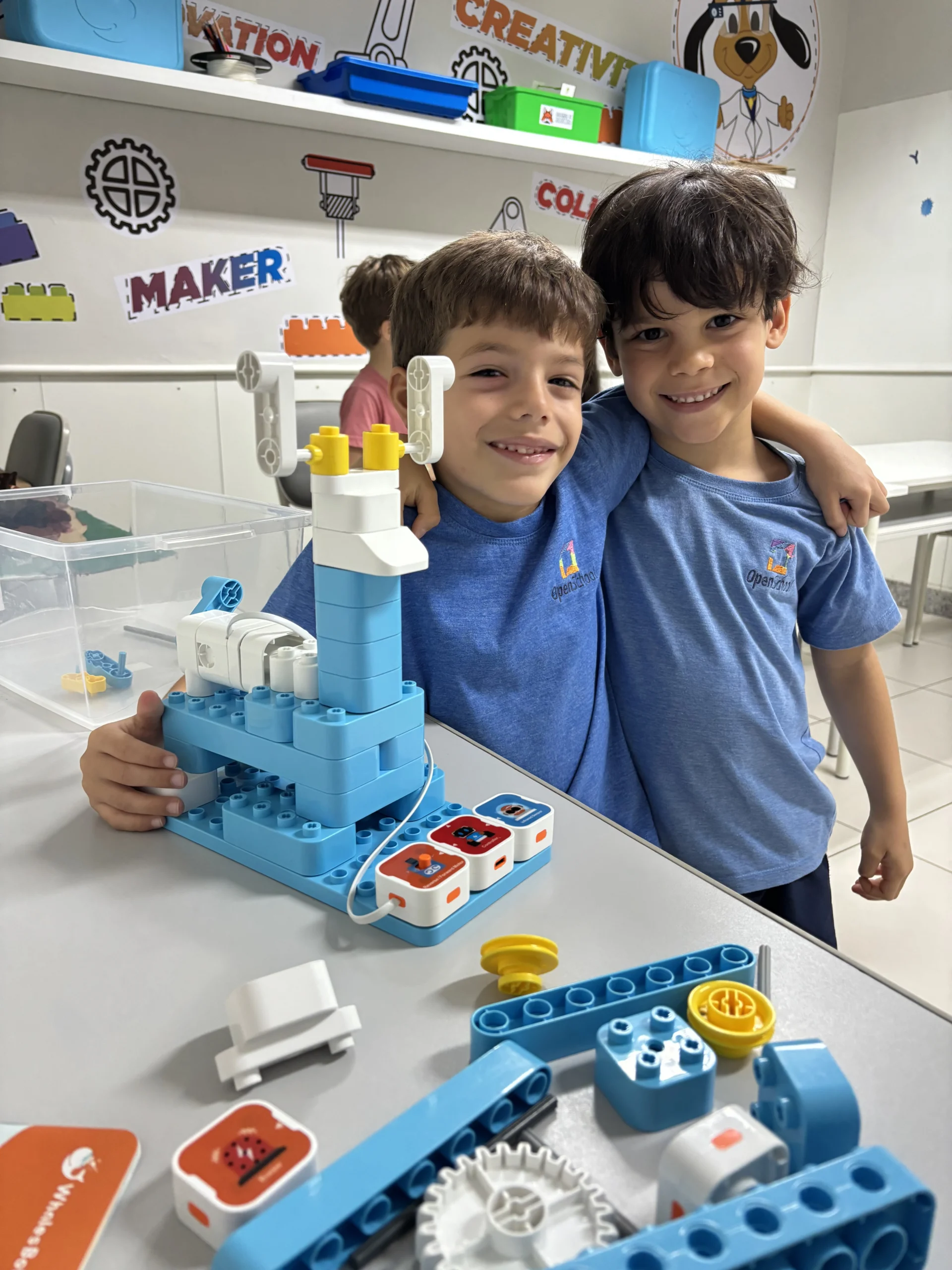 MakerLab Open School: onde a criatividade encontra a tecnologia